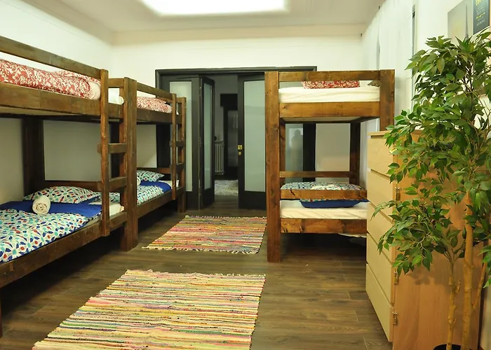Dormitory Room Mixed